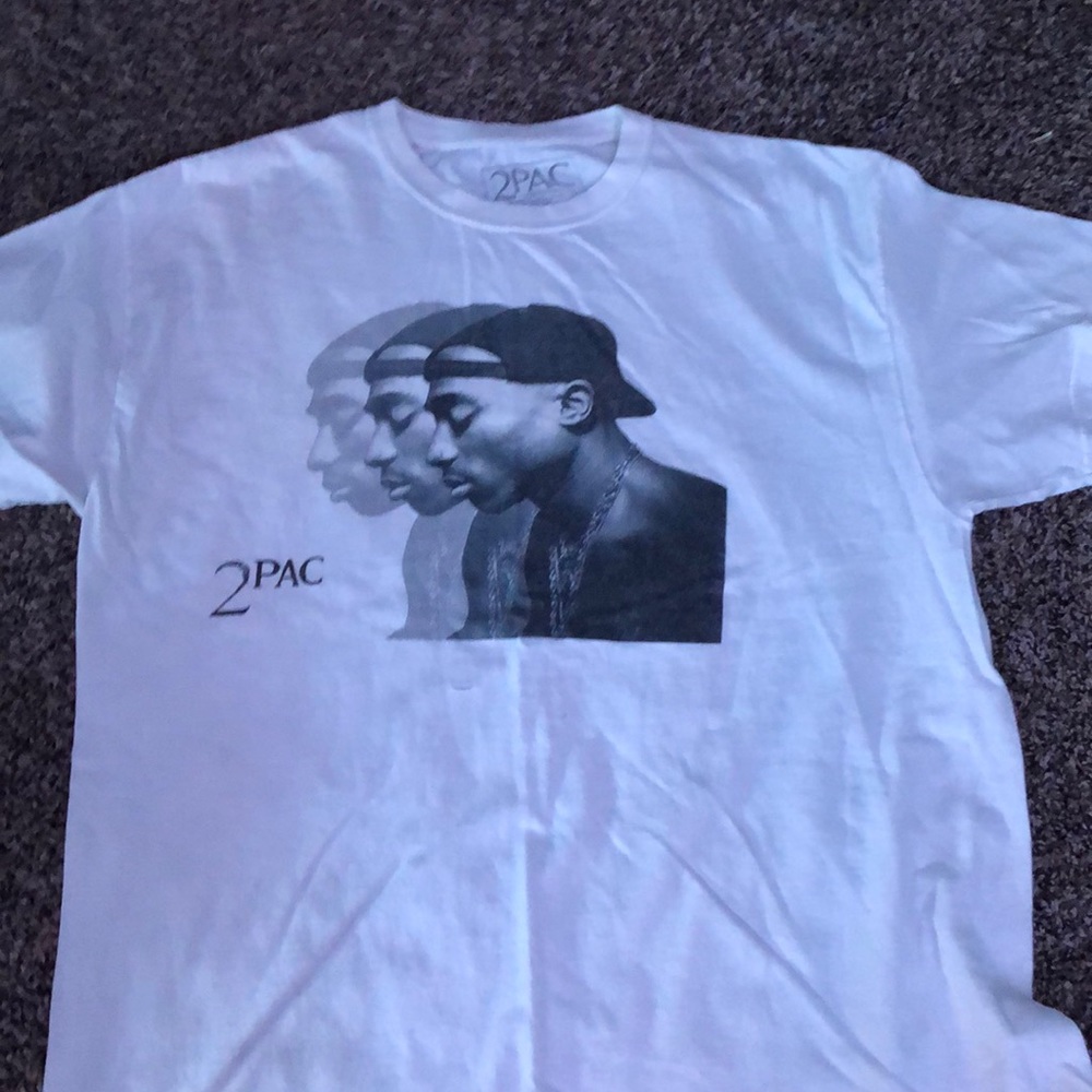 Tupac Graphic Tee